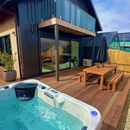 Remarkable View With Hot Tub フランクトン エクステリア 写真